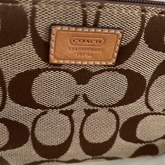 Authentic Coach Signature Logo Wristlet- Tan&Brown - Picture 2 of 5